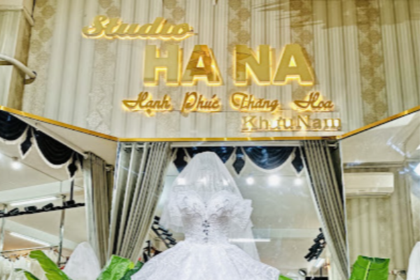Áo cưới HANA khưunam