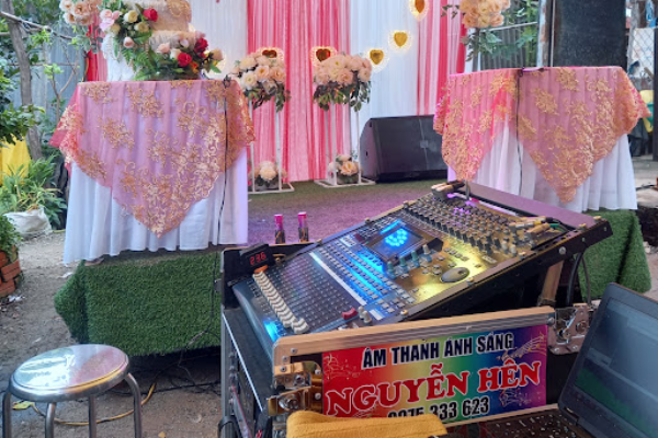 Âm Thanh Ánh Sáng Nguyễn Hên